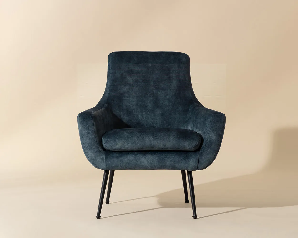 Aletta Lounge Chair