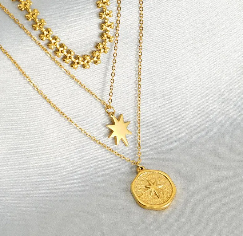 Layered Gold Star and Medallion Necklace – Trendy Chains for Modern Style