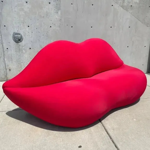 Modern Creative Designer Red Lip Sofa For Living Room