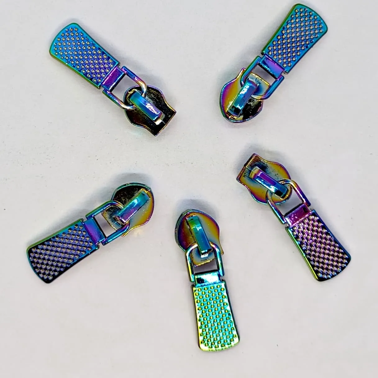 Rainbow Texture Zipper Pull 5 pack