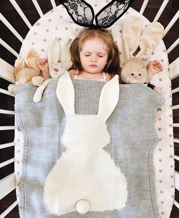 Three-Dimensional Rabbit Ears Baby Blanket – Soft and Cuddly.